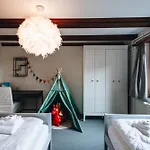 Lavida Peak Mountain Retreat Frutigen & Adelboden, Free Parking Apartment *