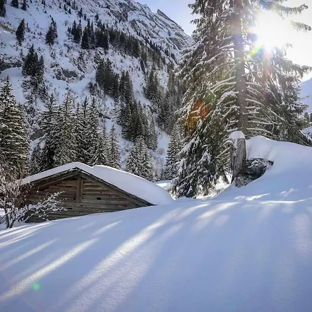 Lavida Peak Mountain Retreat Frutigen & Adelboden, Free Parking Apartment *