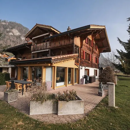 Lavida Peak Mountain Retreat Frutigen & Adelboden, Free Parking شقة Wengi bei Frutigen